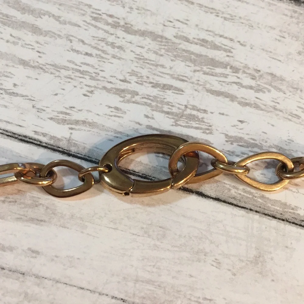 Abstract gold necklace